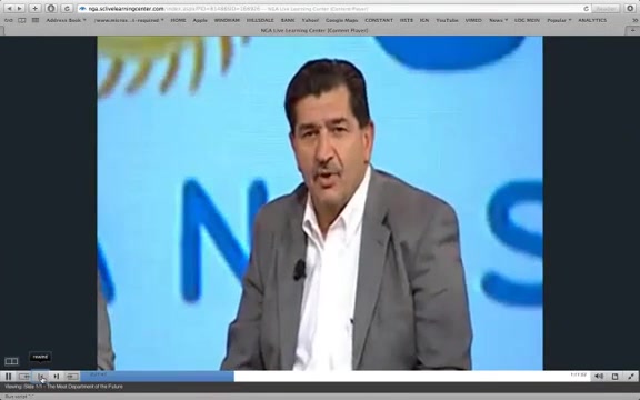 Bob Buonomano speaking on a national grocers panel